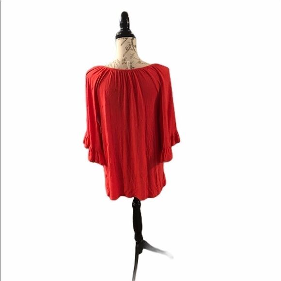 The Hanger Medium Women's Long Sleeve Tunic - Picture 7 of 9